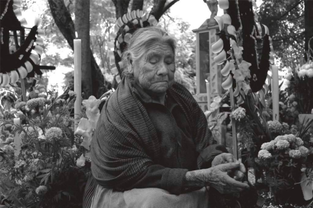 Elsa Escamilla. Las mujeres de la nación p’urhépecha.